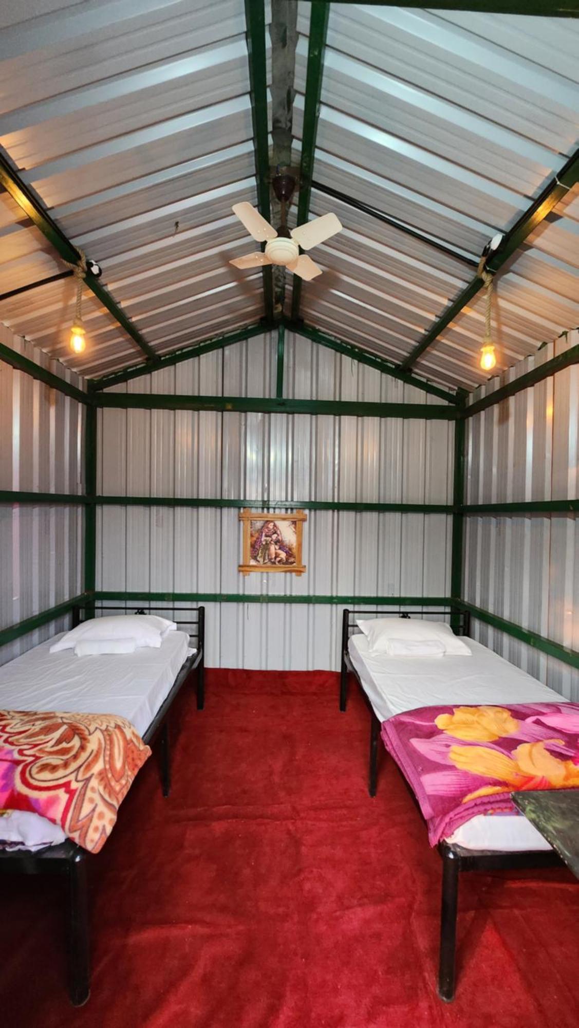 Junglee Nest Holiday Home & Huts マハバレシュワール 部屋 写真